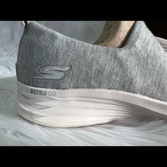 New Skechers Women's Gray You Wave Sneaker - Picture 7 of 9